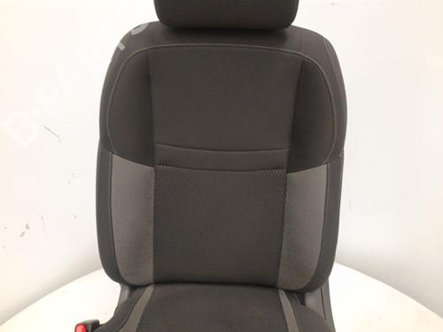 Left front seat NISSAN QASHQAI II (J11, J11_) 1.3 DIG-T | BP30124531C15 