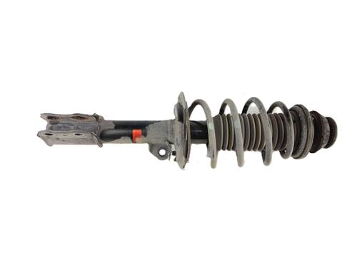 Used Right front shock absorber Right front shock absorber TOYOTA YARIS (_P13_) 1.5 (NSP131_) (112 hp) 39099101 39099101