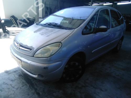 Right headlight CITROËN XSARA PICASSO (N68) 2.0 HDi | BP15399140C29 