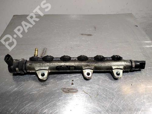 Used Injection rail RENAULT SCÉNIC II (JM0/1_) [2003-2010]  10064966