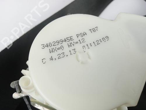 Rear right seatbelt PEUGEOT 5008 (0U_, 0E_) 1.6 HDi | BP13927513I28