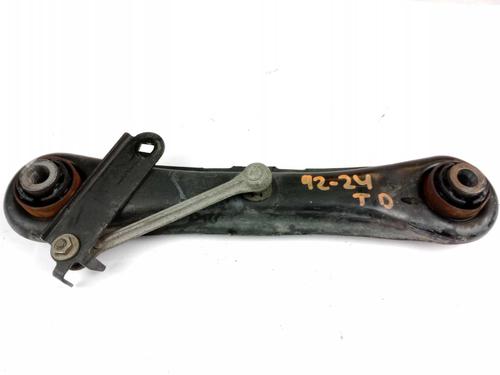 Brazo Suspension trasero derecho Brazo Suspension trasero derecho 17687267 17687267