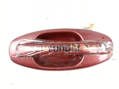 Used Front left exterior door handle HYUNDAI SANTA FÉ I (SM) 2.0 CRDi 4x4 (125 hp) 29285336