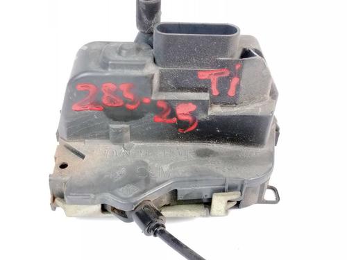 rear-left-lock-renault-megane-ii-estate-km01_-2003-2004-2005-2006-2007-2008-2009-2010-2011-2012-26458399 main image