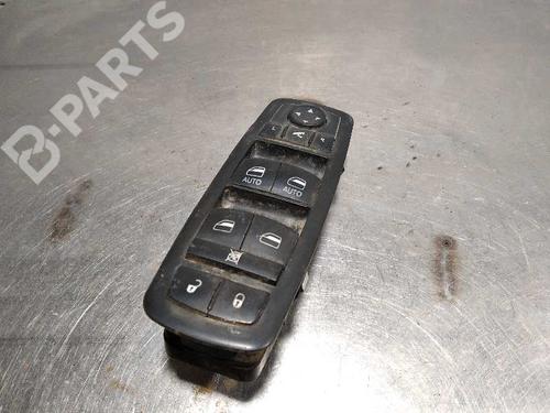 Used Left front window switch JEEP GRAND CHEROKEE IV (WK, WK2) 3.0 CRD V6 4x4 (241 hp) 10142663