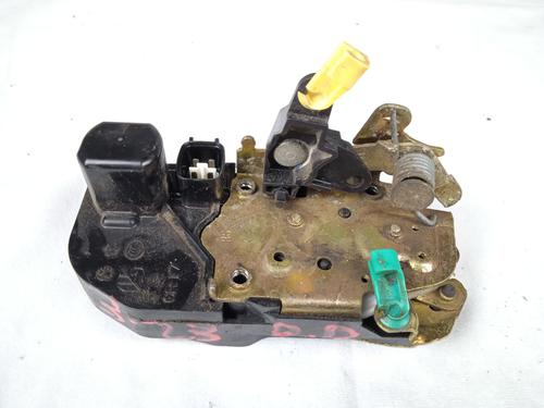 Used Front right lock CHRYSLER 300C (LX, LE) [2004-2025]  11806235