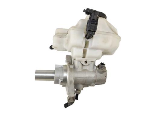 Used Brake master cylinder Brake master cylinder 39237555 39237555