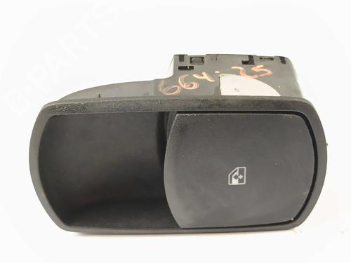 right-front-window-switch-opel-corsa-e-x15-2014-30103752 main image