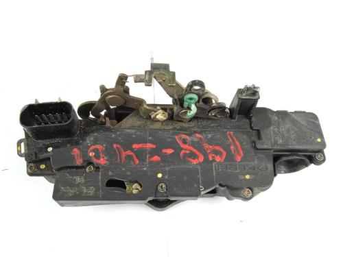 Used Front left lock Front left lock 17555106 17555106