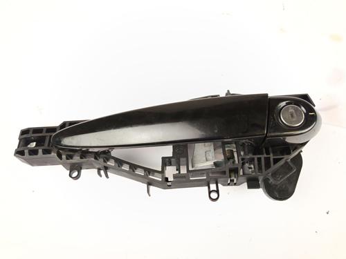 Used Front left exterior door handle BMW 1 (F20) 118 d (150 hp) 29285736