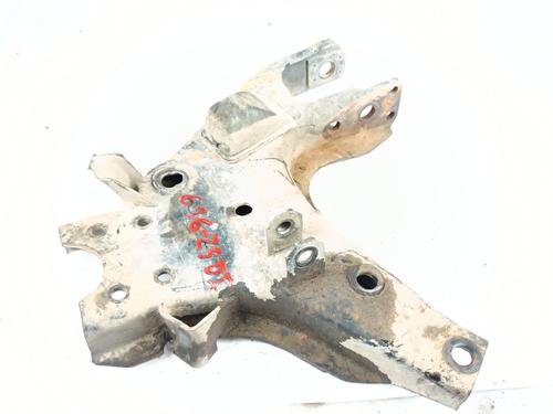 Used Left front suspension arm NISSAN TERRANO II (R20) 3.0 Di 4WD (154 hp) 29585353