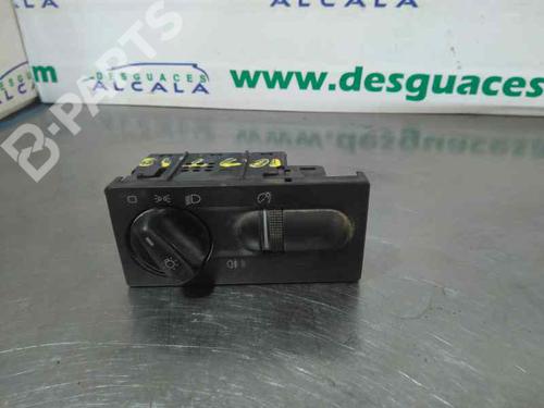Used Headlight switch VW VENTO (1H2) [1991-1998]  10152582