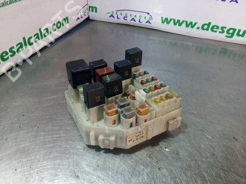 Used Fuse box Fuse box TOYOTA RAV 4 II (_A2_) 2.0 D 4WD (CLA20_, CLA21_, CLA20R, CLA21R) (116 hp) 10928697 10928697