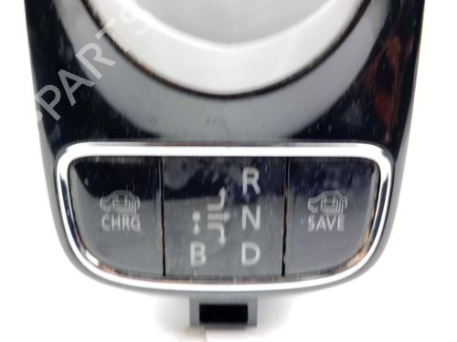 Gear lever MITSUBISHI OUTLANDER III (GG_W, GF_W, ZJ, ZL, ZK) 2.0 Hybrid 4WD (GG2W) | BP17694528M90 