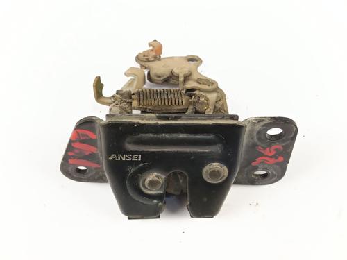 Used Tailgate lock Tailgate lock MITSUBISHI PAJERO SPORT I (K7_, K9_) 2.5 TD (K94W, K74T) (115 hp) 33121005 33121005