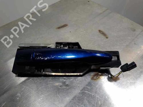 rear-right-exterior-door-handle-renault-kadjar-ha_-hl_-806060294r-806068605r-aranada-2015-10930234 main image