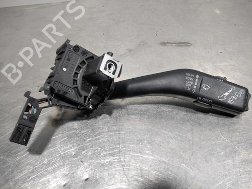 Used Steering column stalk Steering column stalk VW GOLF VI Variant (AJ5) 1.6 TDI (105 hp) 9984061 9984061