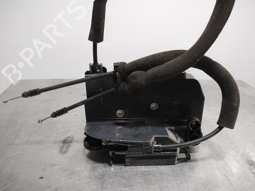 front-left-lock-iveco-daily-iv-van-5801529301-5-pines-2006-2007-2008-2009-2010-2011-2012-10028840 main image