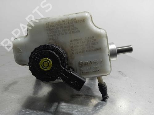 Used Brake master cylinder Brake master cylinder VW GOLF VI (5K1) 2.0 TDI (170 hp) 14349698 14349698