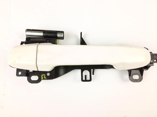 Used Front right exterior door handle TOYOTA YARIS (_P13_) 1.5 Hybrid (NHP130_, NHP130) (101 hp) 28514857