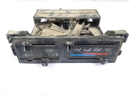 Used Climate control Climate control 18971343 18971343