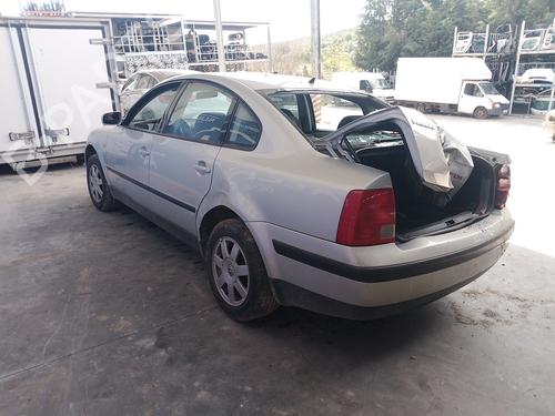 Right headlight VW PASSAT B5 (3B2) 1.9 TDI | BP34536257C29  - Image 8