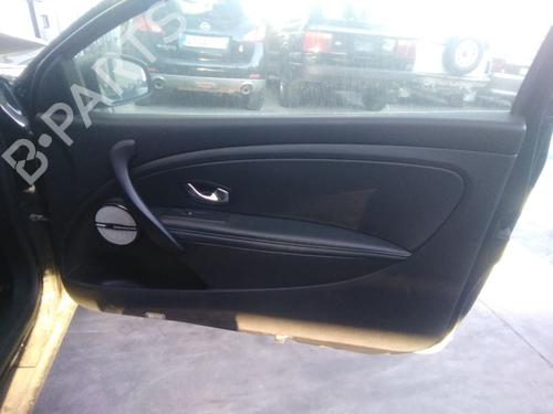 Højre foran tåkelykt RENAULT MEGANE III Hatchback (BZ0/1_, B3_) 1.2 TCe (BZ16, BZ28) | BP17616504C31 