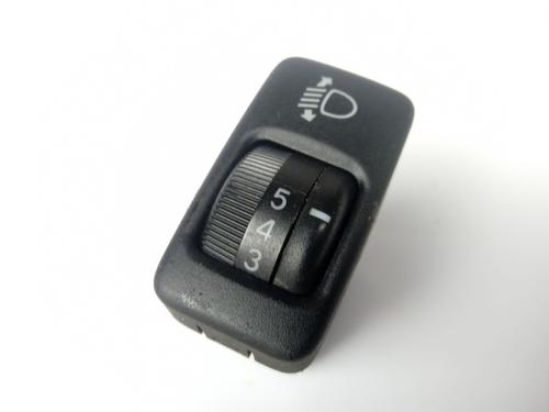 Used Headlight adjuster motor TOYOTA LAND CRUISER PRADO (_J12_) 3.0 D-4D (KDJ120, KDJ125, KDJ121) (173 hp) 14350837