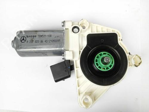 Used Right front window motor Right front window motor 12244782 12244782