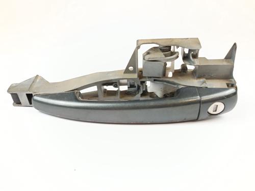 Used Front left exterior door handle PEUGEOT 208 I (CA_, CC_) [2012-2021]  28388978