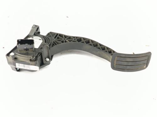 pedal-opel-combo-box-bodympv-k9-2018-32329702 main image