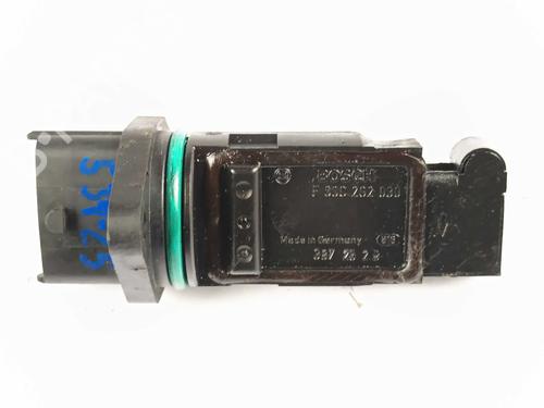 Used Mass air flow sensor Mass air flow sensor OPEL FRONTERA B (U99) 2.2 DTI (6B_ZC, 6B_VF, 6B_66, 6B_76) (116 hp) 29243039 29243039