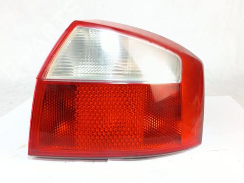 Høyre baklys AUDI A4 B6 (8E2) 1.8 T (163 hp) 30793784