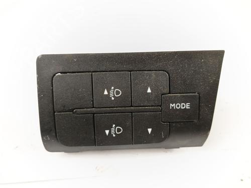 Forlygtekontakt FIAT DUCATO Van (250_) 130 Multijet 2,3 D (131 hp) 30143536