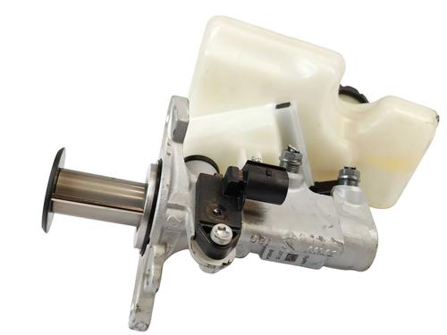 Brake master cylinder SEAT ARONA (KJ7, KJP) 1.0 TSI | BP28421151M77 - Image 3