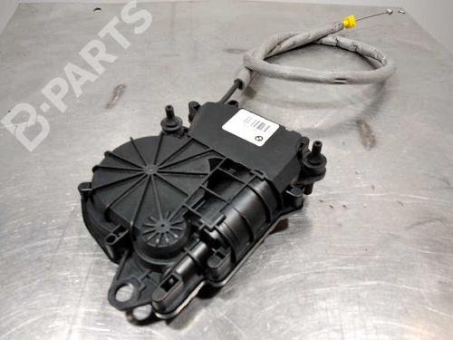 Used Central lock pump BMW 4 Gran Coupe (F36) 418 d (150 hp) 10093102