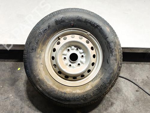 Jack Kit MITSUBISHI PAJERO III (V7_W, V6_W) 2.5 TDi (V64W, V74W) (115 hp) 31811018