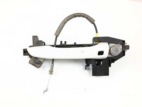 front-left-exterior-door-handle-hyundai-i30-pde-pd-pden-2016-33127824 main image