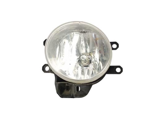left-front-fog-light-toyota-c-hr-_x1_-2016-31940102 main image
