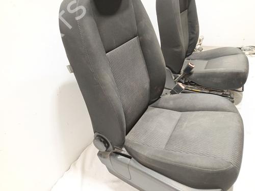Seats set LAND ROVER FREELANDER 2 (L359) 2.2 TD4 4x4 | BP28107757C78 