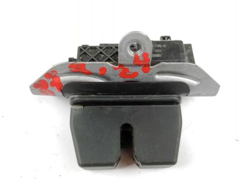 tailgate-lock-ford-kuga-iii-dfk-ds7an442a66ad-2019-18829726 main image