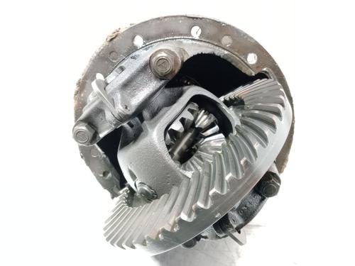 Front differential LAND ROVER 88/109 MK III Closed Off-Road Vehicle 2.3 D 4x4 | BP29355742M23 