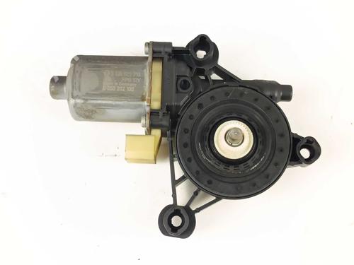 Rudehejsemotor forskærm højre Rudehejsemotor forskærm højre 39237480 39237480