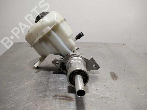 Used Brake master cylinder VW CRAFTER 30-50 Van (2E_) 2.5 TDI (109 hp) 14347748