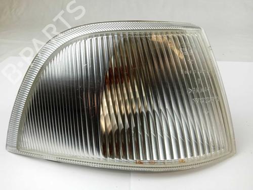 Used Right front indicator Right front indicator 13560431 13560431