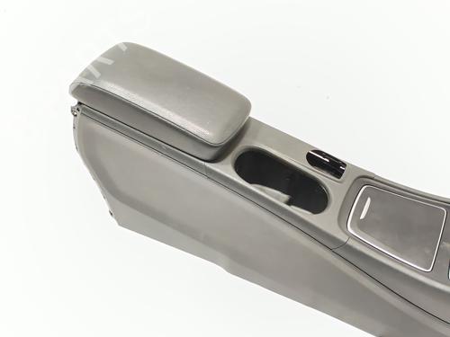 Armrest / Center console MERCEDES-BENZ CLA Coupe (C117) CLA 200 CDI / d (117.308) | BP29123641I20 