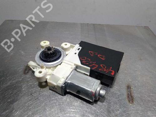 Used Right front window motor Right front window motor VOLVO S40 II (544) 1.6 D (110 hp) 10179691 10179691