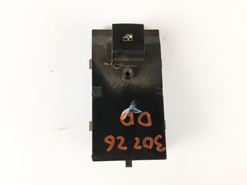 Mando elevalunas delantera derecho Mando elevalunas delantera derecho OPEL MERIVA B MPV (S10) 1.6 CDTI (75) (110 hp) 34474186 34474186