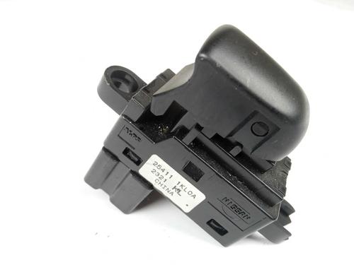 Used Right rear window switch Right rear window switch 12251242 12251242