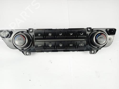 Used Climate control KIA SPORTAGE IV (QL, QLE) 1.7 CRDi (116 hp) 13038859
